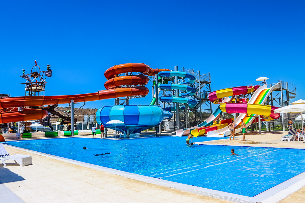 Caesar Blue – aquapark, zjeżdżalnie i baseny