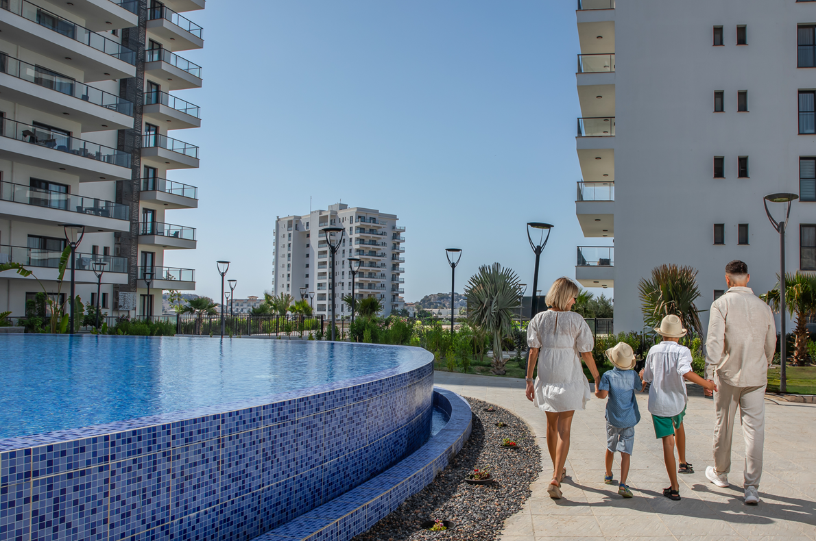 Caesar Blue – basen zewnętrzny