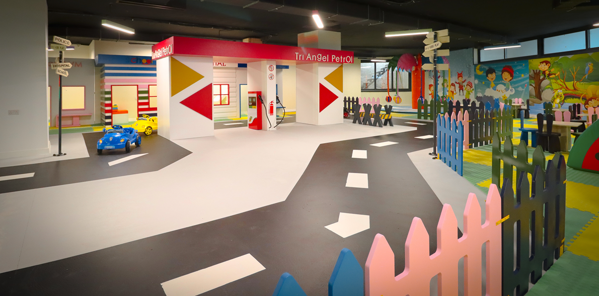 Caesar Blue – kids club